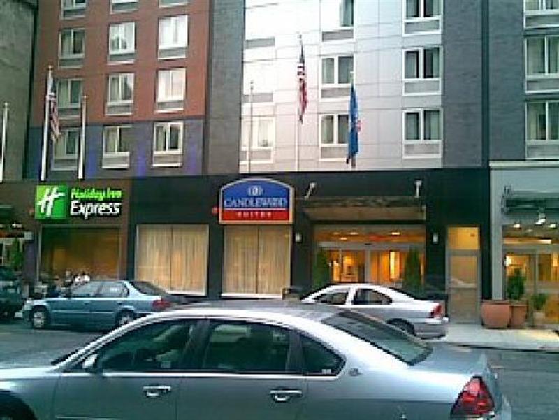 Holiday Inn Express - Times Square, An Ihg Hotel New York Exterior foto